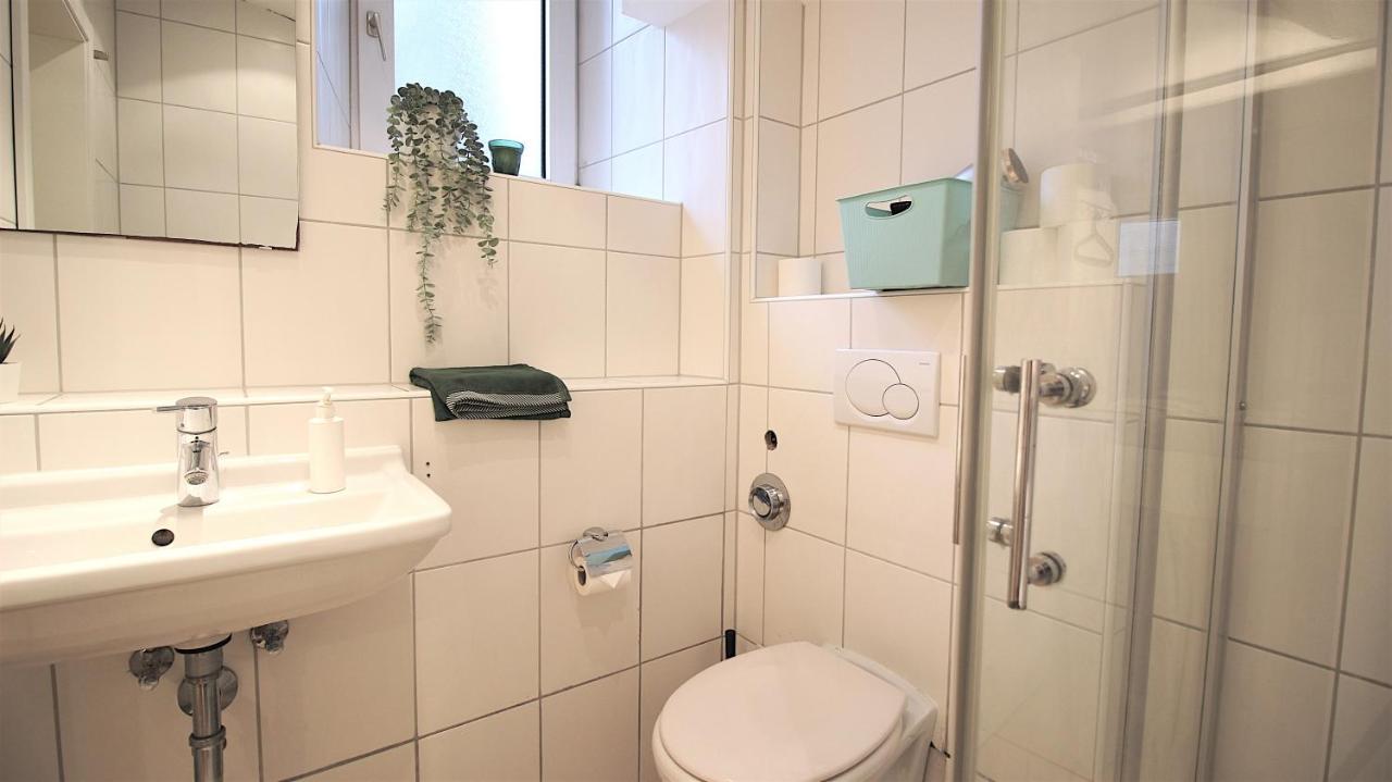 Xxx Fully Equipped Apartment Near Main Station! Würzburg Esterno foto