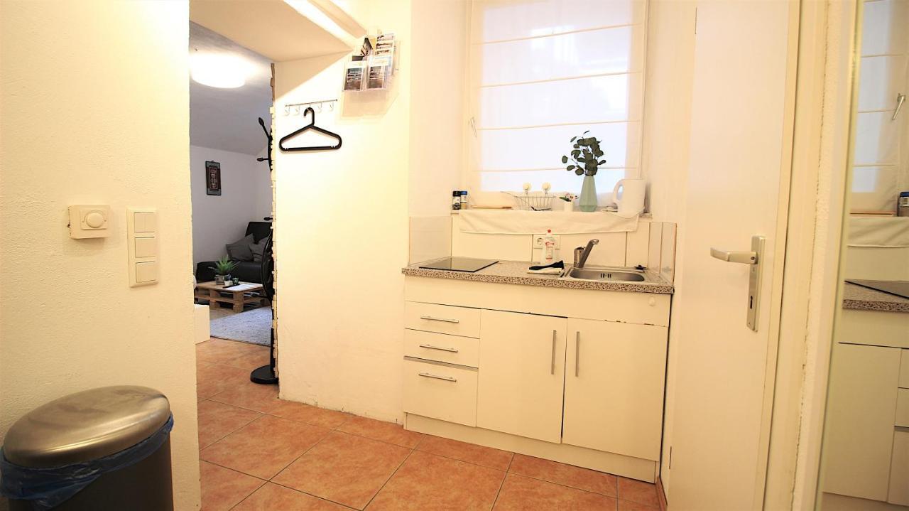 Xxx Fully Equipped Apartment Near Main Station! Würzburg Esterno foto